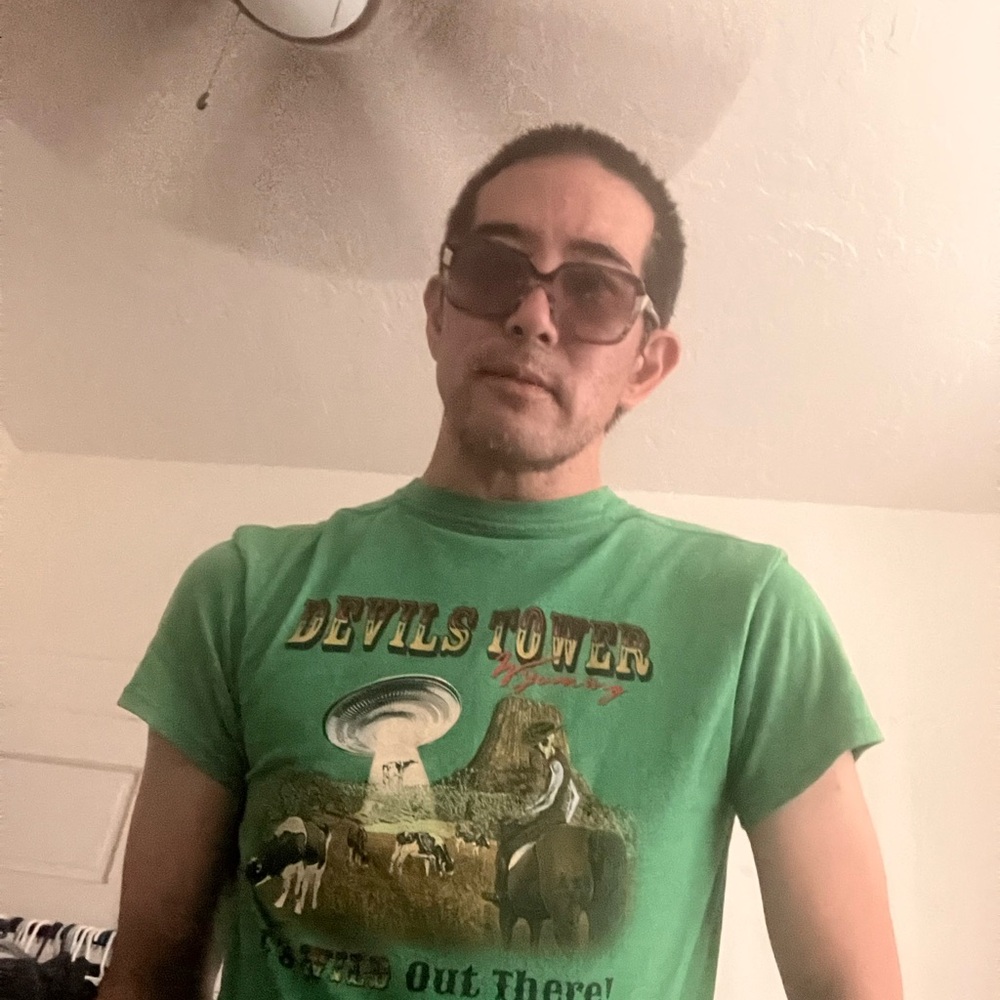 Devil’s Tower, Wyoming shirt